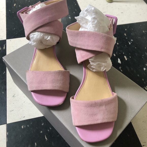 Katy Perry Margot Strappy Purple Sandals (run big) - Picture 3 of 16